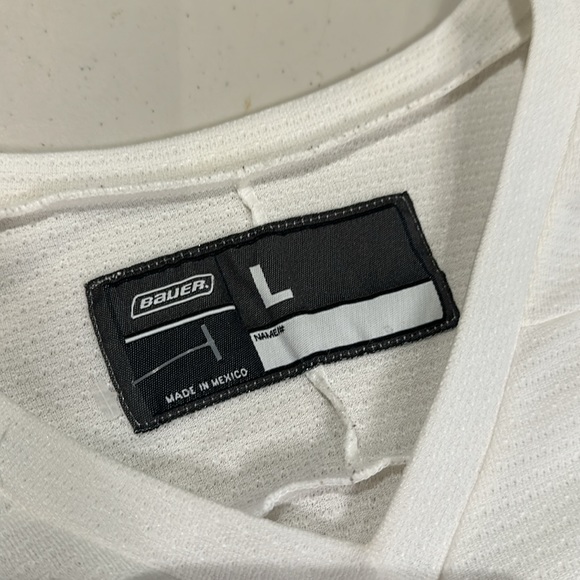 Bauer Size Large Team Canada Jersey - Picture 4 of 5